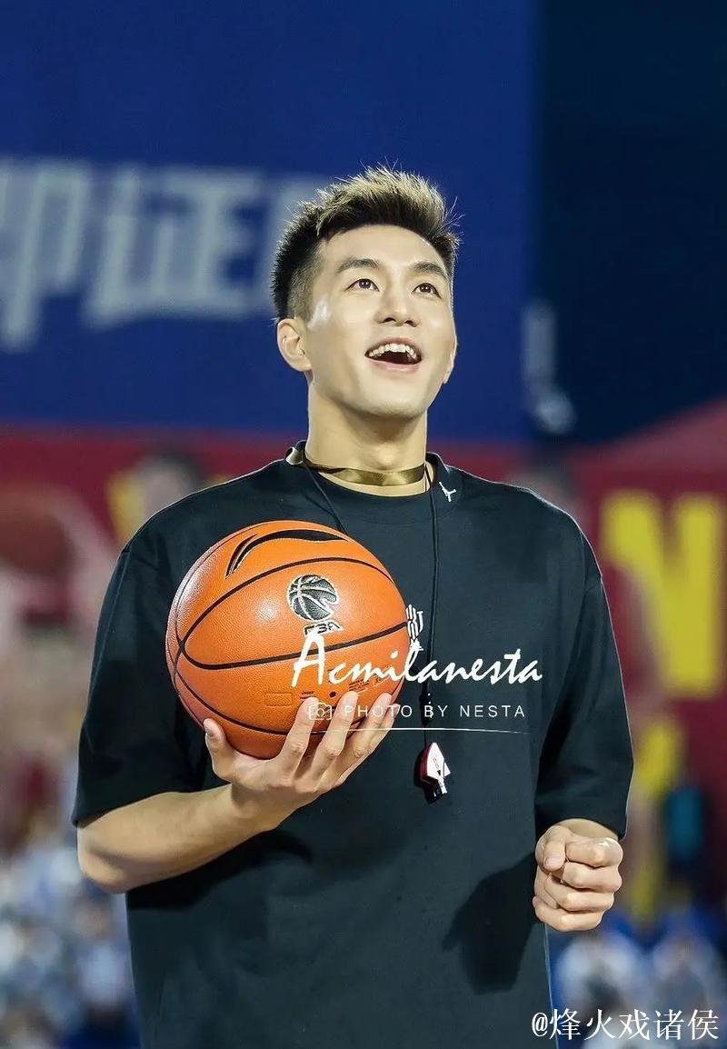 郭艾伦:没心思换号码 新赛季肯定要上场打球